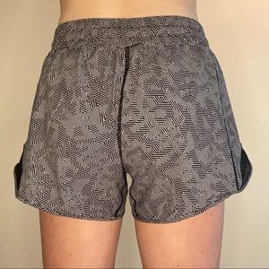 Lululemon hotty hot short 4” lined seawheeze 2020